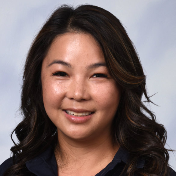 Karina Bersola headshot