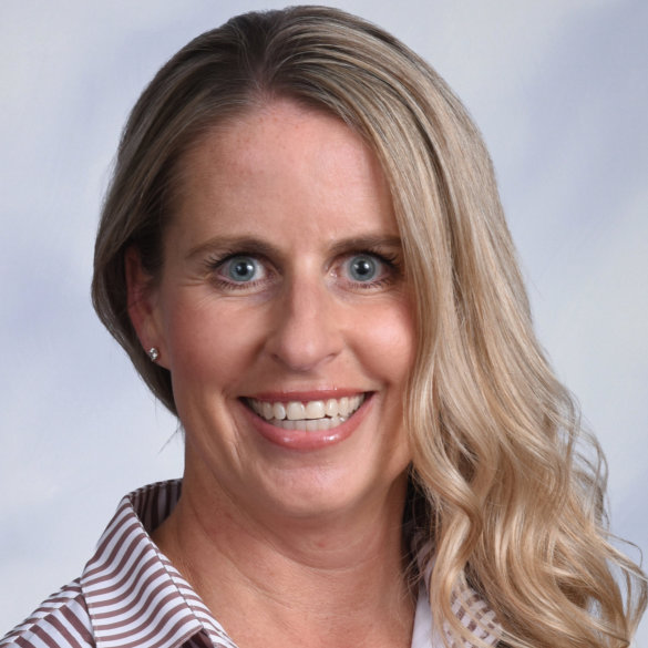 Sarah DiGeorge headshot